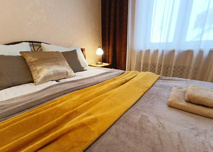 Old Town Retreat With Stunning Views 2 Bedroom Apartment Nearby The Church Of Saint Peter