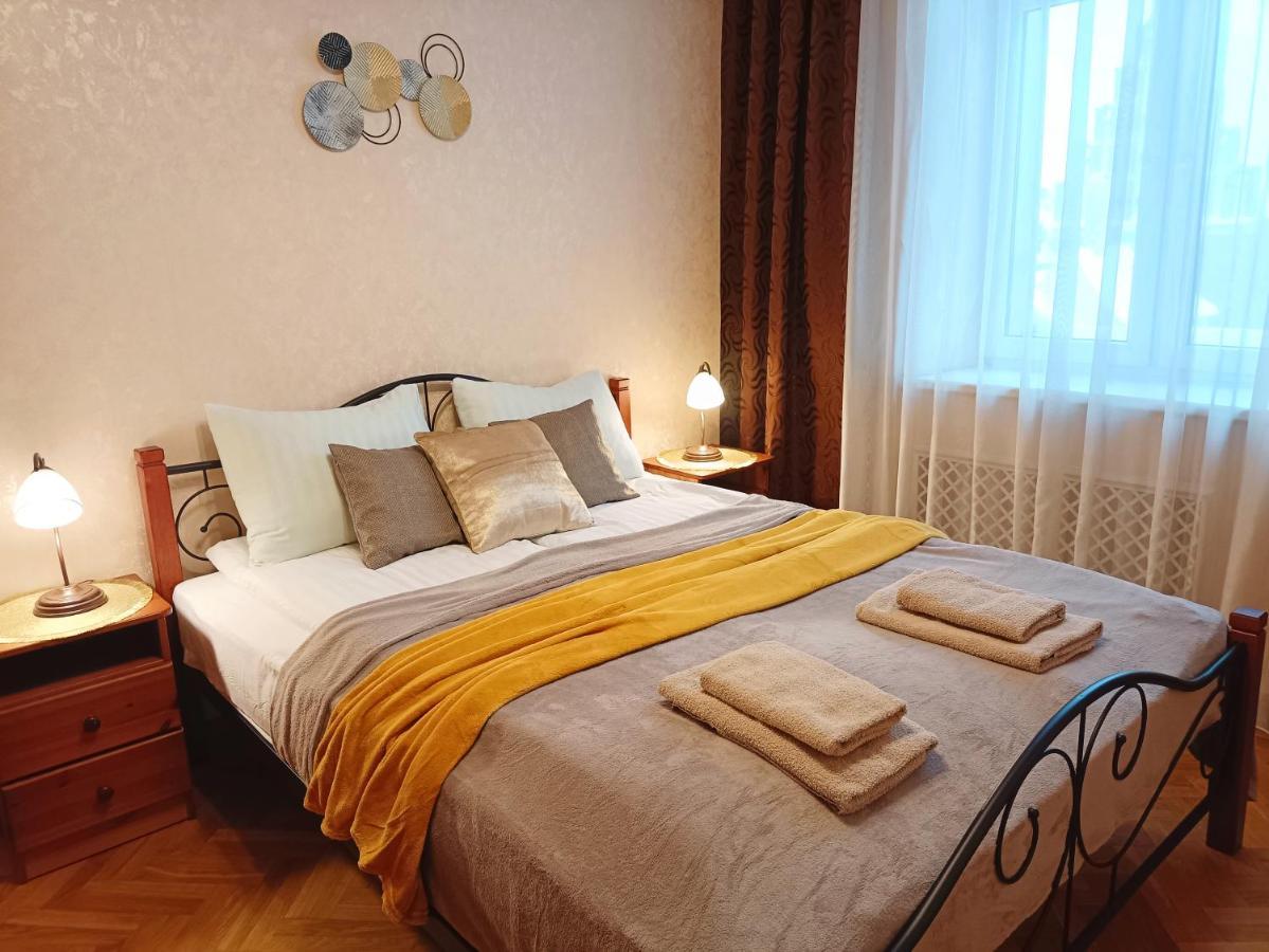 Old Town Retreat With Stunning Views 2 Bedroom Nearby The Church Of Saint Peter Appartamento *