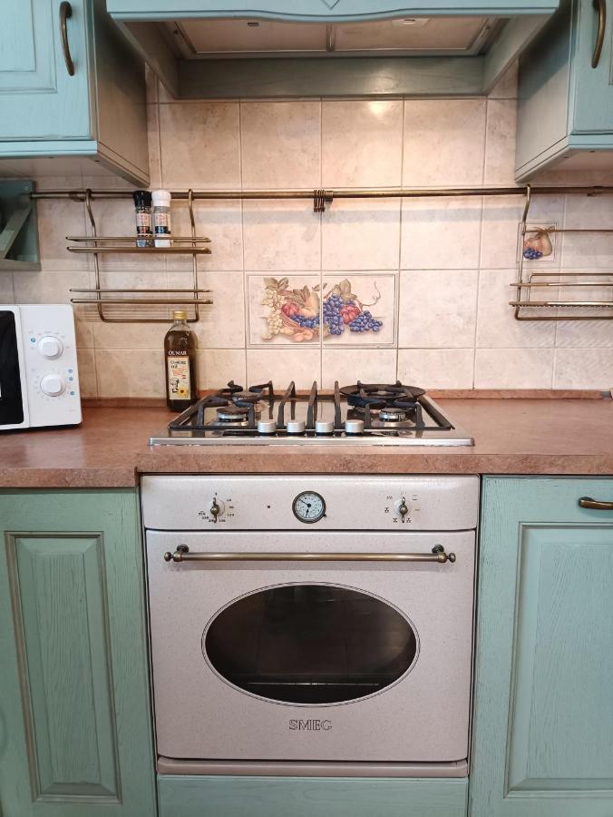 Old Town Retreat With Stunning Views 2 Bedroom Nearby The Church Of Saint Peter Апартаменты Рига